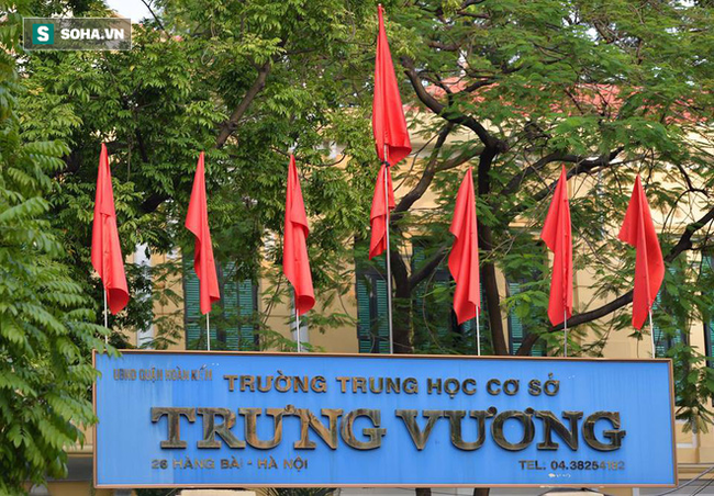 Khắp nơi treo cờ rủ Quốc tang Chủ tịch nước Trần Đại Quang - Ảnh 22.