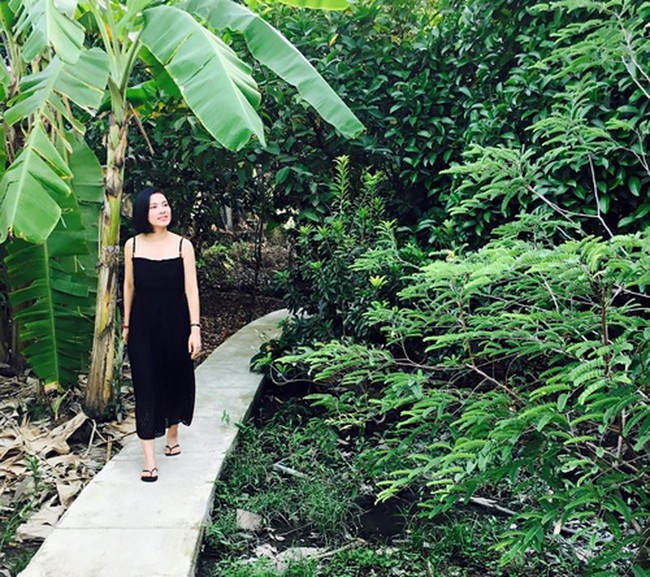 Người đẹp Tây Đô Việt Trinh và ngôi nhà an yên bên khu vườn ngập tràn rau trái - Ảnh 4.