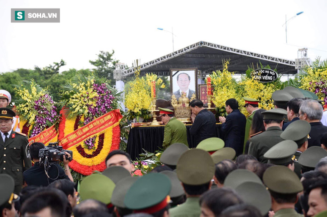 Chủ tịch nước Trần Đại Quang trở về đất mẹ - Ảnh 8.