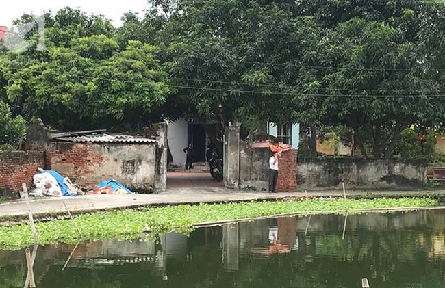 Bà mẹ đơn thân tử vong do thanh sắt rơi trúng trên đường Lê Văn Lương đang trong quá trình đến trường đón con gái - Ảnh 3.