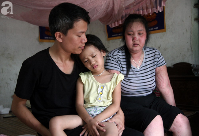 Người mẹ trẻ ung thư giai đoạn cuối ở Hà Nam: Đã rất lâu rồi gia đình em mới có tiền mua sữa cho 3 cô con gái - Ảnh 2.