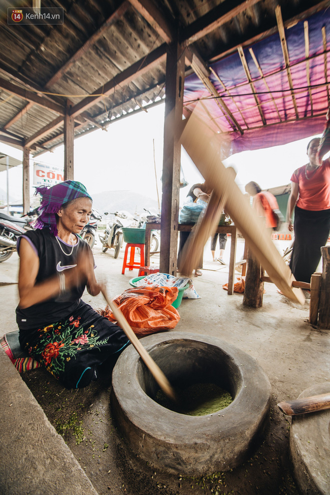 Đến Tú Lệ một lần trong năm, để ngắm ruộng bậc thang và xem người dân làm cốm - Ảnh 6.