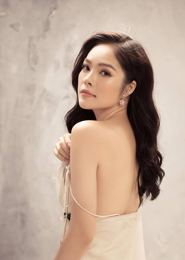 Soi nhất cử nhất động của sao Việt (30/9) - Ảnh 10. Soi nhất cử nhất động của sao Việt (30/9) - Ảnh 10.