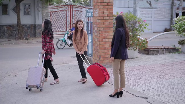 Gạo nếp gạo tẻ lừa khán giả đầy ngoạn mục: Công - Hương ra tòa ly dị nhưng phía sau là một vở kịch chẳng ai ngờ - Ảnh 11. Gạo nếp gạo tẻ lừa khán giả đầy ngoạn mục: Công - Hương ra tòa ly dị nhưng phía sau là một vở kịch chẳng ai ngờ - Ảnh 11.