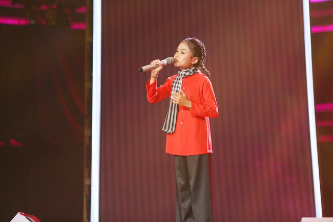 Ngồi ghế nóng The Voice Kids, Bảo Anh bị ức hiếp đến mức phải năn nỉ xin được nói - Ảnh 9. Ngồi ghế nóng The Voice Kids, Bảo Anh bị ức hiếp đến mức phải năn nỉ xin được nói - Ảnh 9.