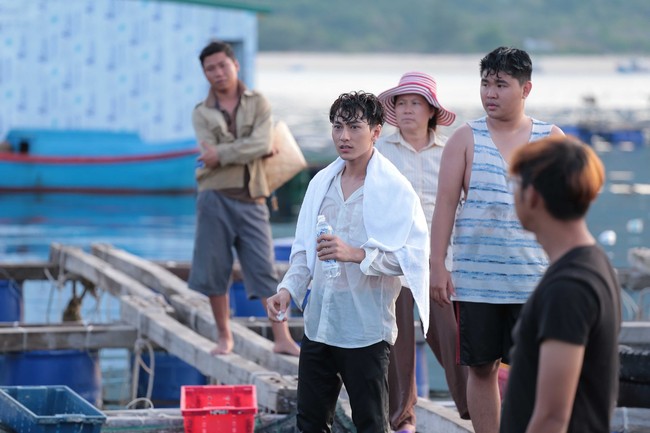 Isaac: Không ngại làm trai hư, bóc bánh trả tiền trong showbiz  - Ảnh 10.