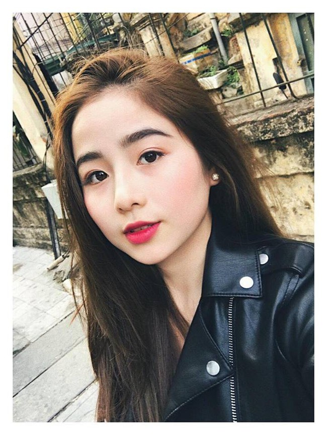 Selfie vội cùng chồng, vậy mà Nam Thương vẫn khiến cả ngàn người rớt tim vì quá xinh - Ảnh 10.