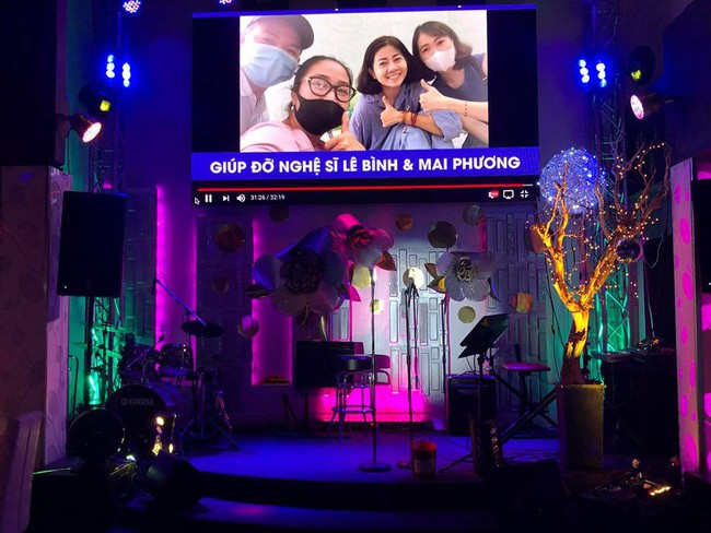 Phùng Ngọc Huy bất ngờ xuất hiện trong đêm nhạc ủng hộ Mai Phương tại Mỹ - Ảnh 4.