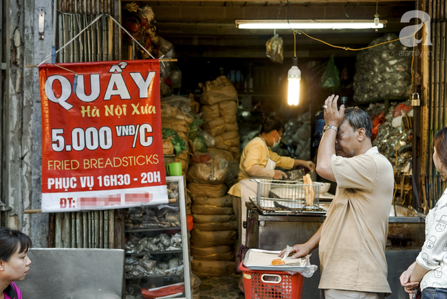 3 quán ăn nổi tiếng phải chờ lâu nhưng chủ quán rất thân thiện trong khu phố cổ - Ảnh 11.