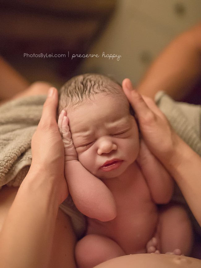 20 bức ảnh thể hiện vẻ đẹp trần trụi của quá trình sinh nở - Ảnh 10.