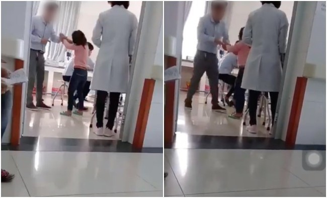 Clip: Sợ h&atilde;i khi phải lấy m&aacute;u trong bệnh viện, b&eacute; g&aacute;i bị bố t&aacute;t d&atilde; man ngay trước mặt c&aacute;c b&aacute;c sĩ khiến nhiều người phẫn nộ - Ảnh 2.