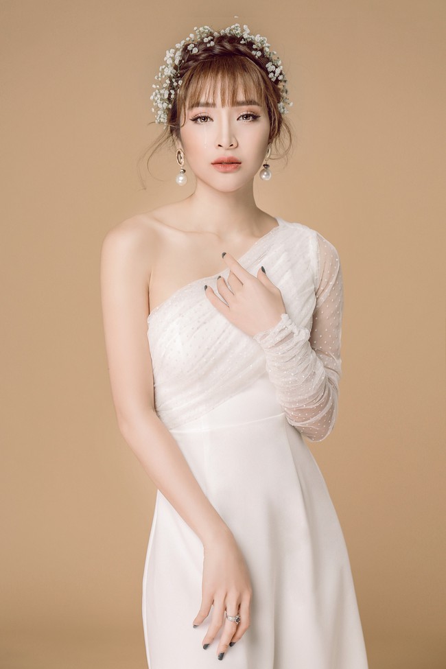 Phương Trinh Jolie cặp kè trai trẻ, ngọt ngào hát nhạc phim của Thu Trang - Ảnh 7. Phương Trinh Jolie cặp kè trai trẻ, ngọt ngào hát nhạc phim của Thu Trang - Ảnh 7.