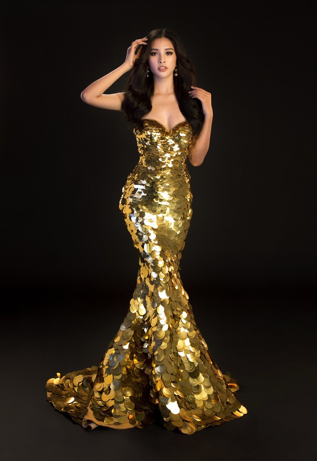 Toát mồ hôi xem Hoa hậu Mỹ Linh - Tiểu Vy đọ hình thể nóng bỏng trong bộ ảnh đại sứ Miss World Việt Nam - Ảnh 11.