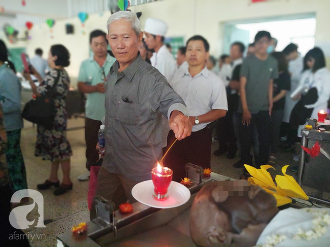 Nữ giáo viên rơi lệ đến nhìn mặt hai người thân mất cách nhau 2 ngày: Mùa xuân đầu tiên tôi không còn cha - Ảnh 5.