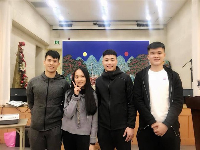Từ Hàn Quốc, trung vệ Đình Trọng báo tin vui đã phẫu thuật thành công, chuẩn bị quay lại sân cỏ - Ảnh 3. Từ Hàn Quốc, trung vệ Đình Trọng báo tin vui đã phẫu thuật thành công, chuẩn bị quay lại sân cỏ - Ảnh 3.