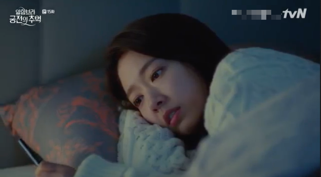 Ký ức Alhambra: Park Shin Hye khóc ngất, thức trắng đêm chỉ để chờ Hyun Bin - Ảnh 5.