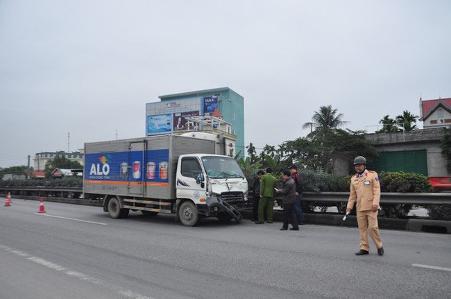 Nhân chứng vụ tai nạn 8 người tử vong ở Hải Dương: Chưa chứng kiến cảnh tượng nào kinh hãi đến vậy - Ảnh 3.