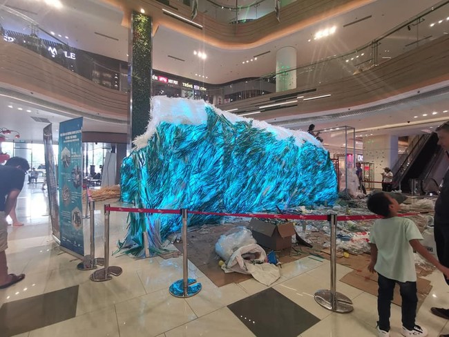 MC Thùy Minh tố dự án cộng đồng đi mua ống hút nhựa về dựng triển lãm kêu gọi bảo vệ môi trường - Ảnh 2.