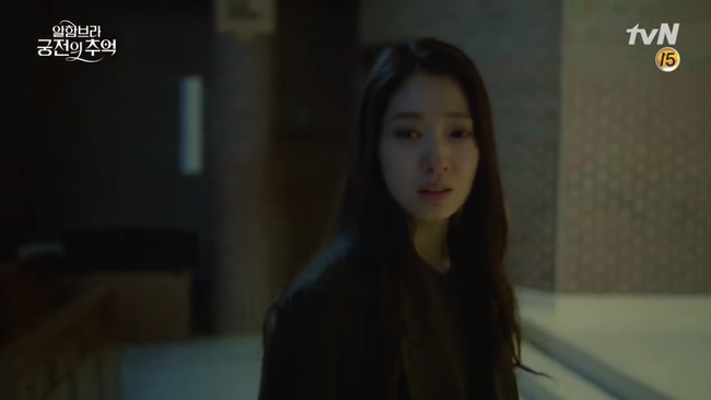 Tập cuối Ký ức Alhambra: Hyun Bin tan biến thành cát bụi, Park Shin Hye không kịp gặp mặt lần cuối - Ảnh 10.