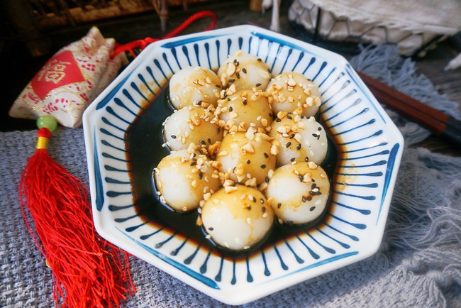 Có món bánh vừa ngon vừa lạ nhìn qua tưởng bánh trôi nhưng ăn vào mới thấy sự khác biệt - Ảnh 6. Có món bánh vừa ngon vừa lạ nhìn qua tưởng bánh trôi nhưng ăn vào mới thấy sự khác biệt - Ảnh 6.
