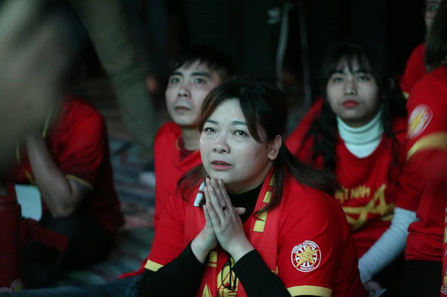 Tứ kết Việt Nam - Nhật Bản: CĐV tiếc nuối khi tuyển Việt Nam phải rời Asian Cup 2019 - Ảnh 2.