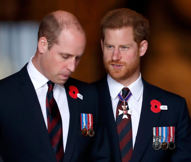 Hoàng tử William và em trai Harry đã không nói chuyện suốt 250 ngày qua vì Meghan - Ảnh 2. Hoàng tử William và em trai Harry đã không nói chuyện suốt 250 ngày qua vì Meghan - Ảnh 2.