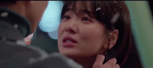 Tập cuối Encounter: Song Hye Kyo - Park Bo Gum hạnh phúc viên mãn cùng nụ hôn dưới màn tuyết lãng mạn - Ảnh 7.