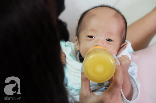 Mẹ trẻ “đánh cược” mạng sống sinh tứ thai đón mùa xuân đầu tiên bên các con: “Tết của em dựa hết vào chồng” - Ảnh 5. Mẹ trẻ “đánh cược” mạng sống sinh tứ thai đón mùa xuân đầu tiên bên các con: “Tết của em dựa hết vào chồng” - Ảnh 5.