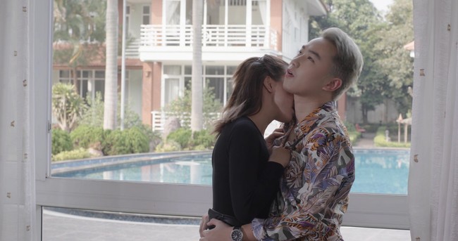 Diễn viên hài Minh Tít gây choáng khi hôn hàng chục diễn viên nữ trong phim giáo dục giới tính - Ảnh 7.