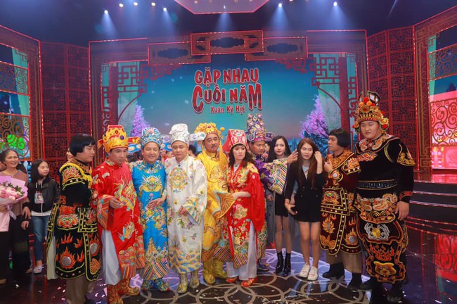 Tự Long nói về Táo Quân 2019: Chúng tôi sống vì Táo mà quên hết trách nhiệm với gia đình - Ảnh 1. Tự Long nói về Táo Quân 2019: Chúng tôi sống vì Táo mà quên hết trách nhiệm với gia đình - Ảnh 1.