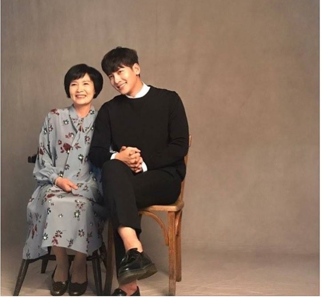 Bạn trai quốc dân Ji Chang Wook: Sở hữu bộ sưu tập người yêu tin đồn toàn đại mỹ nhân vẫn một mình lẻ bóng - Ảnh 3.