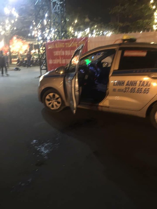 Hà Nội: Tài xế taxi bị sát hại ngay trước sân vận động Mỹ Đình, nghi bị cướp - Ảnh 4.