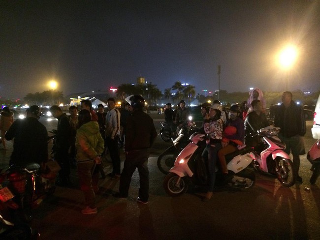 Hà Nội: Tài xế taxi bị sát hại ngay trước sân vận động Mỹ Đình, nghi bị cướp - Ảnh 6.