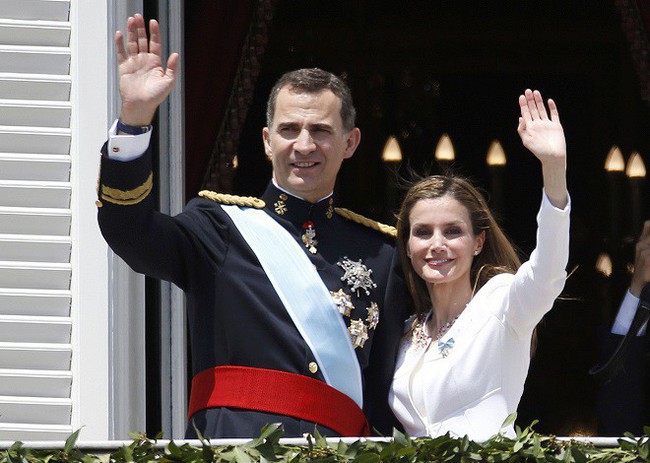 Điều ít biết về Hoàng hậu Tây Ban Nha: Từ nữ nhà báo qua một lần đò đến cuộc chiến “sống chung với mẹ chồng” - Ảnh 4.