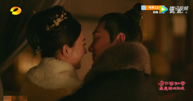 Fan Minh Lan truyện nhất định đừng xem: Triệu Lệ Dĩnh - Phùng Thiệu Phong lại hôn nhau trên giường thế này  - Ảnh 7.