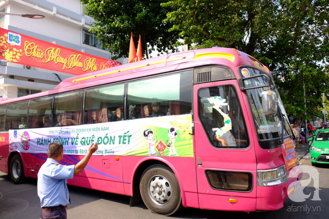 Nghẹn lòng cảnh bà, mẹ đưa con cháu bị ung thư về quê ăn Tết: Ước gì không phải quay lại đây lần nào nữa - Ảnh 14.