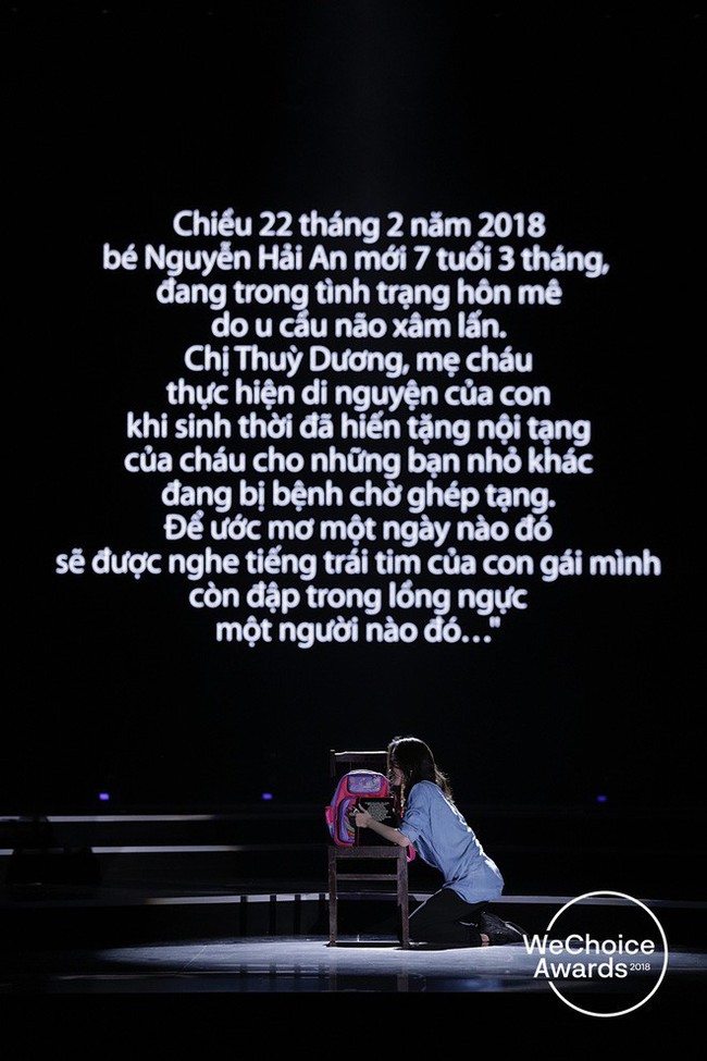 Đạo diễn Việt Tú hé lộ chìa khóa thành công của Gala WeChoice Awards 2018: Hoành tráng chưa đủ, quan trọng là thông điệp - Ảnh 6. Đạo diễn Việt Tú hé lộ chìa khóa thành công của Gala WeChoice Awards 2018: Hoành tráng chưa đủ, quan trọng là thông điệp - Ảnh 6.