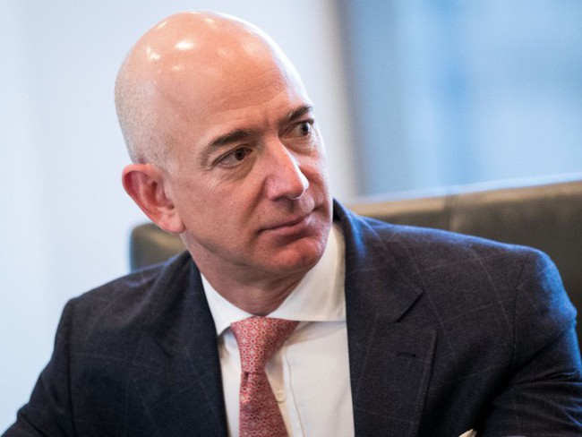 3 sự thật thú vị giải thích cho năng suất khủng của tỷ phú giàu nhất thế giới Jeff Bezos, các sếp mình nên học hỏi theo điều số 2 - Ảnh 1.