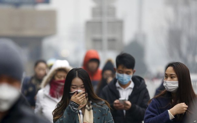Bộ Tài nguyên Môi trường cảnh báo: Chỉ số chất lượng không khí tại Hà Nội ở mức kém, ở TP. HCM cũng xuất hiện hiện tượng sương mù - Ảnh 5.