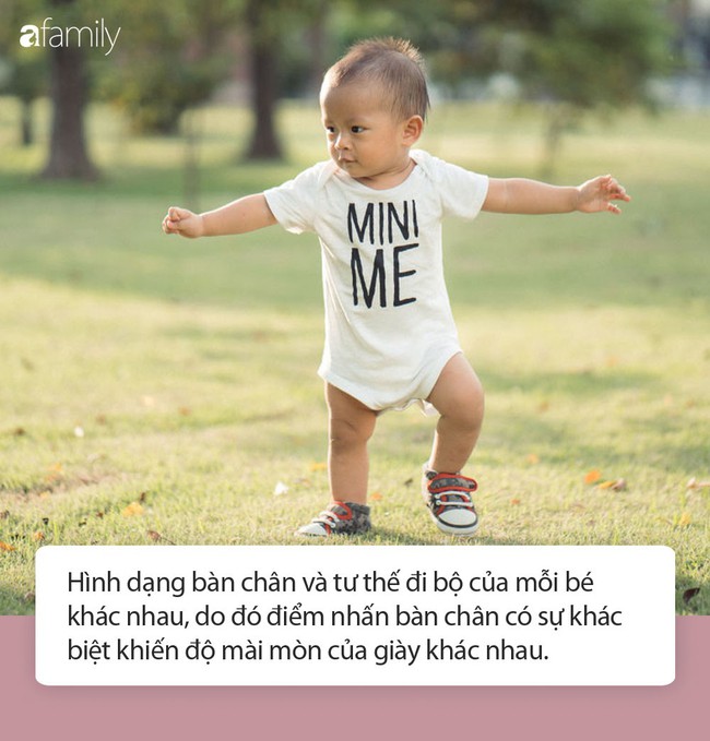 Toàn cho con gái đi giày cũ, mẹ chẳng ngờ khi biết đã vô tình khiến con bị dị tật ở chân - Ảnh 2.