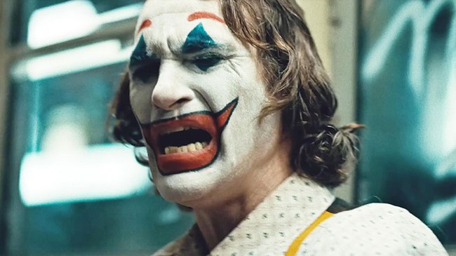 Cười không thể kiểm soát được, Joker thực ra mắc hội chứng bệnh đáng sợ này - Ảnh 1.