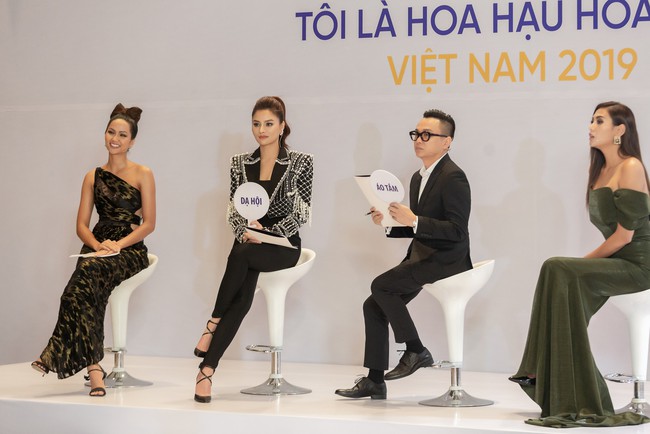 Thúy Vân bị Vũ Thu Phương chê &quot;không thông minh&quot;, catwalk &quot;tụt cảm xúc&quot; - Ảnh 1.