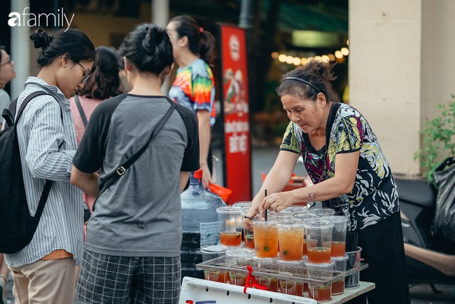 Sài Gòn có cafe sữa đá, Hà Nội có trà chanh con cá &quot;lên ngôi&quot; - Ảnh 6.