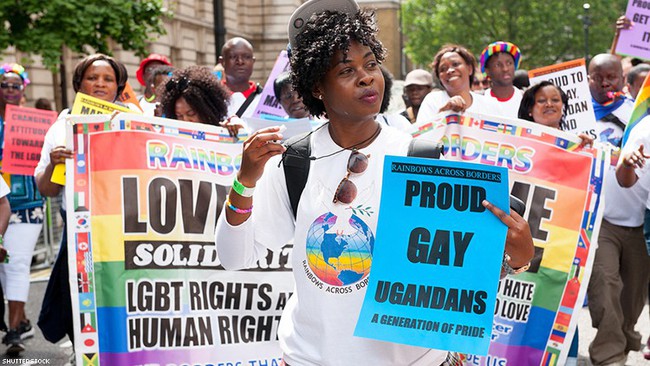 Bất chấp bị thế giới lên án, quốc gia châu Phi sắp thông qua dự luật &quot;Tiêu diệt đồng tính&quot;, gồm án tử dành cho người thuộc giới tính thứ 3 - Ảnh 1.