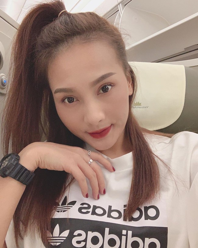 “Soi” nhất cử nhất động của sao Việt (14/10) - Ảnh 7. “Soi” nhất cử nhất động của sao Việt (14/10) - Ảnh 7.