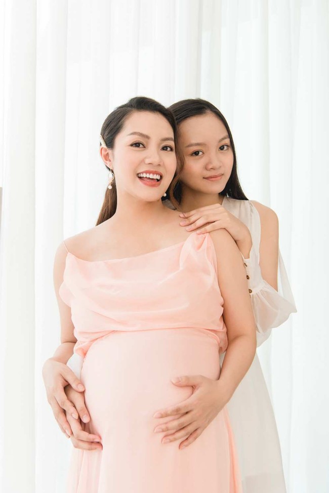 Mỹ nhân Việt mạo hiểm mang thai ở tuổi tứ tuần: Người đẹp mặn mà, người giấu nhẹm không ai biết đến khi sinh - Ảnh 14.