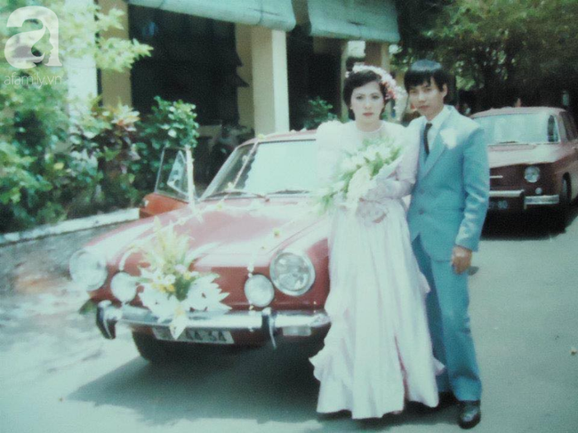 &quot;Hot girl Sài Gòn&quot; và đám cưới hoành tráng 30 năm trước: Màn &quot;cướp người yêu&quot; ngoạn mục nhờ cái quỳ gối cùng lời dọa dẫm của chàng trai quá si tình - Ảnh 3.