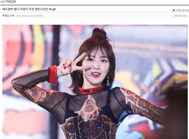 Khoảnh khắc V(BTS) nhặt bông tai của Wendy (Red Velvet) bất ngờ &quot;sốt&quot; trở lại, netizen so sánh như chuyện Hoàng tử và Lọ Lem  - Ảnh 1.