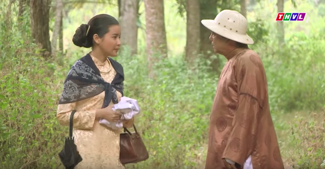 "Tiếng sét trong mưa": Lũ - Hứa Minh Đạt chính thức xuất hiện trở lại nhưng là ở cảnh đào mộ tang thương - Ảnh 2. "Tiếng sét trong mưa": Lũ - Hứa Minh Đạt chính thức xuất hiện trở lại nhưng là ở cảnh đào mộ tang thương - Ảnh 2.