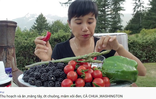 Youtuber Nhung Hà mê hoặc các bà nội trợ Việt với những clip thu hoạch rau củ xanh mướt mắt - Ảnh 11.